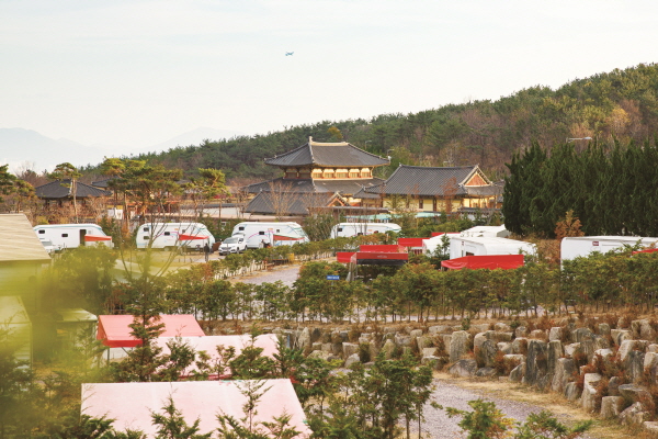 김해시는 10~11월 가을캠핑 여행주간 ‘캠핑 0N 김해’를 운영한다. (사진/김해시청) 