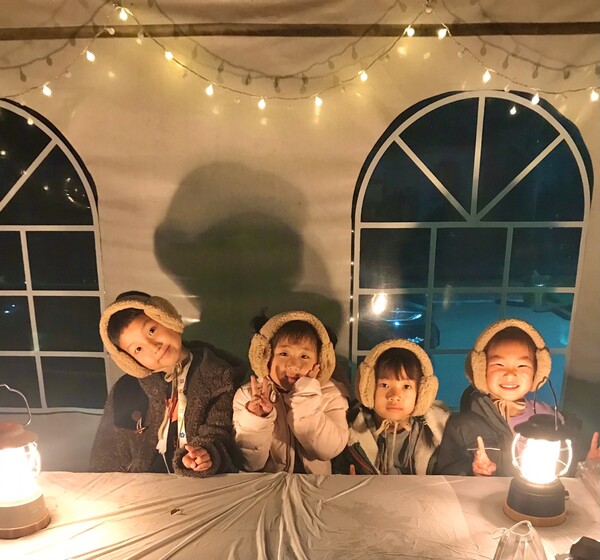 전라남도교육청이 자연 속에서 가족·친구와 함께 시간을 보내며 일상으로의 회복을 돕는 유치원 우리 가족 힐링캠핑 프로그램을 마련해 운영중이다.(사진/전남교육청)
