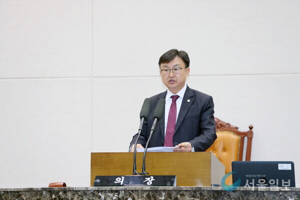 이천시의회가 20일 제2차 본회의를 열고 8일간 진행된 제242회 임시회 일정을 마무리했다.  (이천시의회 제공)
